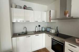 Neuwertige 2-Zimmer Wohnung im EG mit Balkon in Düsseldorf-Heerdt