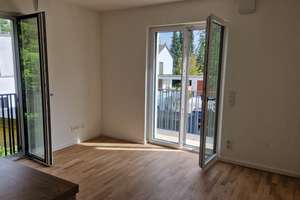 Helles Apartment mit Balkon in München-Englschalking