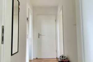 Cozy 2-Room Furnished | Gemütliche 2-Zimmer-Wohnung Pempelfort – central & möbliert & connected – Düsseldorf – Vorschaubild 11