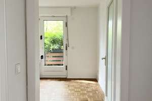2 Zimmer Wohnung, Top Zustand, Sackgasse, zentrale Lage und im Grünen, neu renoviert – Heribertistraße 9, 44866 Wattenscheid-Mitte, Bochum – Vorschaubild 2