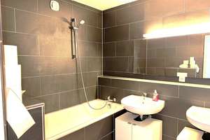 Property thumbnail 9