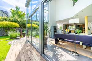 Wohnen auf höchstem Niveau – Einfamilienhaus mit Einliegerwohnung & Pool & Wintergarten – Die vollständige Adresse der Immobilie erhältst du vom Anbieter., 79588 Efringen-Kirchen – Vorschaubild 8