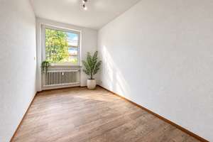 **4 Zimmer mit vielen Möglichkeiten - plus Balkon zum Wohlfühlen** – 70567 Möhringen-Ost, Stuttgart – Vorschaubild 10