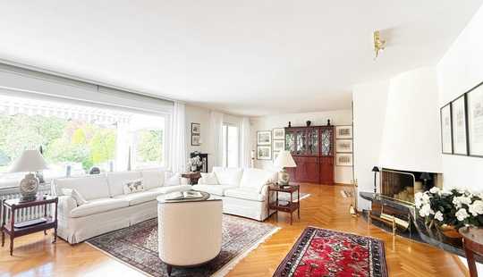 Bild von VON POLL - BAD HOMBURG: Großzügiges Einfamilienhaus mit Einliegerwohnung, parkähnlichem Garten und G