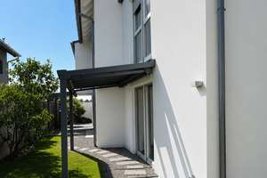 Hochwertiges Einfamilienhaus mit traumhaften Garten
