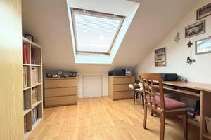 Property thumbnail 9