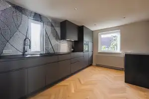Willkommen im Grünen - Designhaus inklusive Einbauküche und großem Garten nahe München – Ostallgäu (Kreis) – Vorschaubild 10