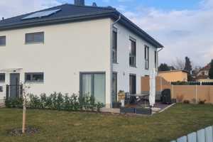 Attraktive 4-Zimmer-Doppelhaushälfte mit Parkett und Kamin in Leipzig Südwest  – Leipzig – Vorschaubild 9