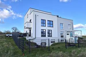 BUILT-IN 2022! High-quality duplex apartment with garden and parking* Only 13 minutes to Clay" – Die vollständige Adresse der Immobilie erhältst du vom Anbieter., 65191 Mitte, Wiesbaden – Vorschaubild 1