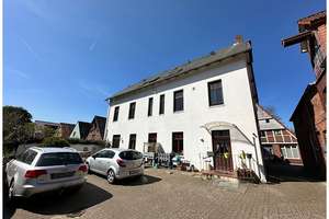 Vermietetes Mehrfamilienhaus mit Bürofläche in Cuxhaven-Altenbruch – Die vollständige Adresse der Immobilie erhältst du vom Anbieter., 27478 Cuxhaven – Vorschaubild 3