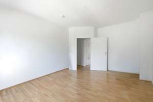 WG-Zimmer mit Balkon in Essen-Huttrop – Die vollständige Adresse der Immobilie erhältst du vom Anbieter., 45138 Huttrop, Essen – Vorschaubild 9