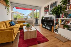 Kernsaniert & großzügig – stilvolle 2-Zimmer-Wohnung mit großem Balkon – 86391 Stadtbergen – Vorschaubild 2