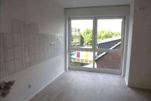 Gepflegte 2 Zimmer Wohnung mit Balkon u. Garage in ansprechendem Haus mit Aufzug in Rheinhausen – Die vollständige Adresse der Immobilie erhältst du vom Anbieter., 47226 Hochemmerich, Duisburg – Vorschaubild 8