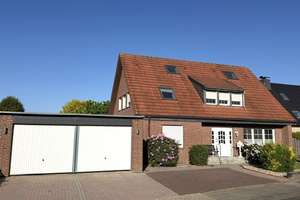 Wohnhaus mit Einliegerwohnung in ruhiger Ortslage – Die vollständige Adresse der Immobilie erhältst du vom Anbieter., 41334 Nettetal – Vorschaubild 2
