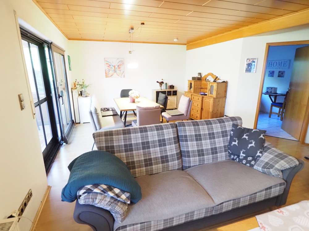 Immobilie in Dierdorf - Einfamilienhaus mit separatem Apartment und großem Nebengebäude - Bild 4