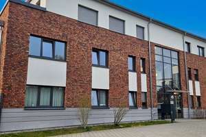 Moderne Etagenwohnung zur Miete mit Balkon in Stade - Wentzel Dr. – Lönsweg 30, 21680 Stade – Vorschaubild 1