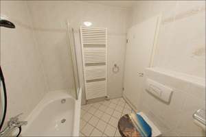 Wunderschöne 4-Zimmer-Wohnung im Grünen mit großem Balkon in Potsdam "Am Neuen Palais" – 14469 Eiche, Potsdam – Vorschaubild 12