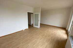 Heller Wohntraum mit Balkon & Einbauküche – Am Himmelreich 54, 98527 Suhl-Ilmenauer Straße, Suhl – Vorschaubild 2