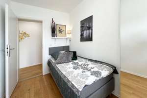 Möblierte 4-Zimmer Wohnung mit zwei Balkonen in München-Freimann – Die vollständige Adresse der Immobilie erhältst du vom Anbieter., 80939 Freimann, München – Vorschaubild 10