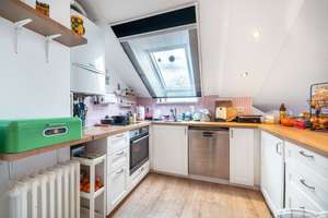 Sonnenplatz inklusive, Stilvolle 3-Zimmer-Wohnung mit zwei großzügigen Dachterrassen – Die vollständige Adresse der Immobilie erhältst du vom Anbieter., 33739 Jöllenbeck, Bielefeld – Vorschaubild 6