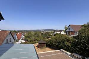 Schöne 4 Zimmerwohnung mit großer Terrasse und tollem Blick in Fürth! – Die vollständige Adresse der Immobilie erhältst du vom Anbieter., 64658 Fürth – Vorschaubild 2