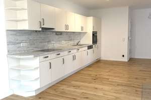 ***Erholsame Ruhe in Wassernähe! Sanierte 3 Zimmer mit 2 Balkonen, Terrasse und 250 qm Garten*** – Godbersenstraße 27, 12527 Schmöckwitz, Berlin – Vorschaubild 5