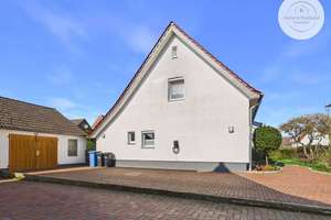 Stilvoll modernisierte Doppelhaushälfte mit Wohlfühlcharakter in Osterholz-Scharmbeck – Die vollständige Adresse der Immobilie erhältst du vom Anbieter., 27711 Osterholz-Scharmbeck – Vorschaubild 24