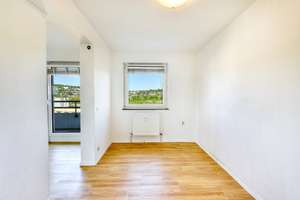 Schöne 2-Zimmer Wohnung mit Weitblick und Balkon  – Ostertagstraße 41, 71229 Leonberg – Vorschaubild 6