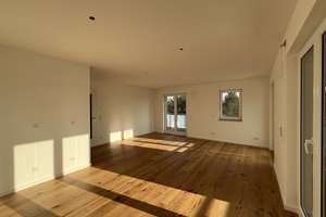 W03 OG Wohnung, 3-Zimmer mit Wohn-Essbereich und großem Südbalkon – Pulverturmstraße 58, 80935 Lerchenau-Ost, München – Vorschaubild 6