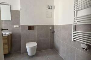 Frisch renovierte 2-Zimmer-Wohnung mit neuem Bad, Magdeburg Alte Neustadt (W20) – 39106 Alte Neustadt, Magdeburg – Vorschaubild 7