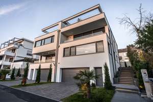 Neubau-Townhouse mit traumhaftem Blick über Wiesbaden und hochwertigster Ausstattung