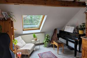 Zentrale 2,5-Zimmer-Wohnung mit Flair – Hofsteder Str. 40, 44791 Hamme, Bochum – Vorschaubild 3