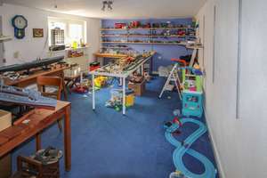 Für Macher: Charmantes Haus mit großem Garten in ruhiger Vorstadtlage – Die vollständige Adresse der Immobilie erhältst du vom Anbieter., 40589 Holthausen, Düsseldorf – Vorschaubild 22
