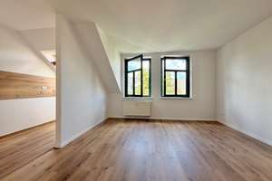 NEU! • Eigentumswohnung • 2 Zimmer • NEUES BAD • mit Balkon • in Chemnitz • JETZT KAUFEN! – Die vollständige Adresse der Immobilie erhältst du vom Anbieter., 9116 Altendorf, Chemnitz – Vorschaubild 4
