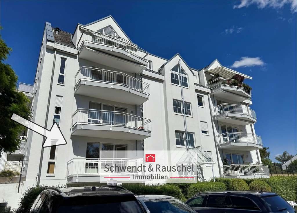 Helle 2-Zimmer-Wohnung im Hochparterre mit Balkon und TG-Stellplatz in Friedrichsdorf-Seulberg