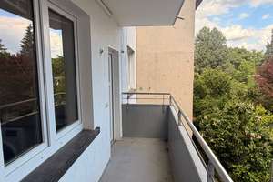 wunderschöne WG Zimmern in 3-Zimmer-Wohnung in der Karlsruher Weststadt – Kriegsstraße 296, 76135 Weststadt, Karlsruhe – Vorschaubild 7