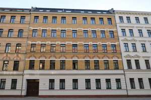Großzügige Maisonette-Wohnung mit Balkon, Loggia und Lift