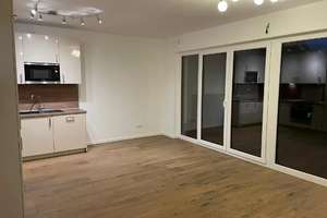 Lichtdurchflutete 3-Zimmer-Erdgeschosswohnung mit Terrasse und eigenem Garten in Frankfurt-Griesheim – Die vollständige Adresse der Immobilie erhältst du vom Anbieter., 65933 Griesheim, Frankfurt am Main – Vorschaubild 3
