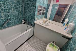 Property thumbnail 6