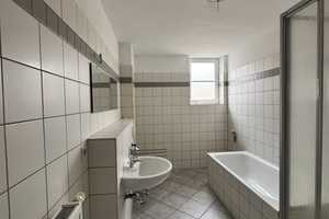 schöne 2-Raum Wohnung – Bernsdorfer Straße 89, 9126 Chemnitz – Vorschaubild 4