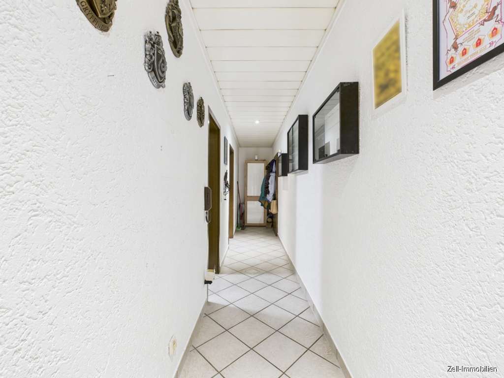 Immobilie in Oestrich-Winkel - Großzügige Dachgeschosswohnung in Oestrich zu verkaufen - Bild 4