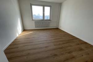 Für Sie frisch Saniert! 2 Zimmer Wohnung in ruhiger Lage mit Balkon – Kilianplatz 1, 33098 Kernstadt, Paderborn – Vorschaubild 2
