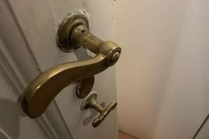 Provisionsfreie 56m² Altbau-Wohnung mit neuem Dach und neuer Heizung im Heckmannufer, Wrangelkiez – Die vollständige Adresse der Immobilie erhältst du vom Anbieter., 10997 Kreuzberg, Berlin – Vorschaubild 11