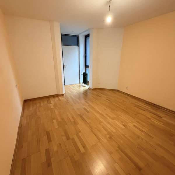 *** helle 4-Zimmer-Wohnung auf zwei Etagen - Balkon - Terrasse - Stellplatz - Vaalserquartier ***