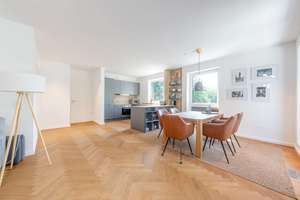 Maisonette Wohnung mit Ausstrahlung – Leben auf zwei Ebenen in Volksdorfer Toplage – Die vollständige Adresse der Immobilie erhältst du vom Anbieter., 22359 Volksdorf, Hamburg – Vorschaubild 9