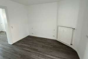 Ungewöhnliche schöne Altbauwohnung in Lövenich.. – Brauweiler Str. 81a, 50858 Junkersdorf, Köln – Vorschaubild 7