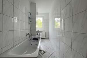 Gemütliche 3-Raumwohnung in grüner und gut angebundener Lage – Carl-Bobach-Straße 14, 9120 Helbersdorf, Chemnitz – Vorschaubild 3