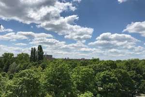 Wohnen am Olympiapark - Gepflegte Einzimmerwohnung, voll möbliert mit Südbalkon, Neuhausen