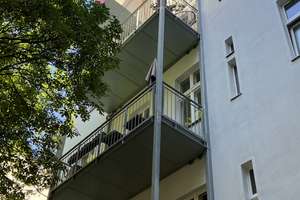 ruhig, grün, zentral, Westbalkon-hochwertig sanierter Altbau mit Wohnküche u. großem Bad! von privat – Die vollständige Adresse der Immobilie erhältst du vom Anbieter., 10557 Moabit, Berlin – Vorschaubild 5