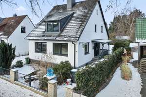 Saniertes Einfamilienhaus mit großzügigem Garten in Hamburg-Heimfeld